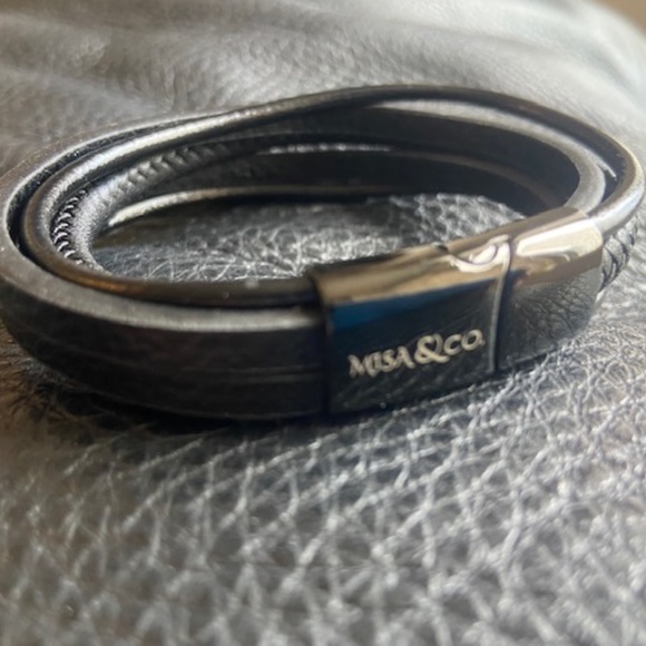 Misa & Co. Stainless Steel, 5 Strand Leather Bracelet / Black - Picture 2 of 3